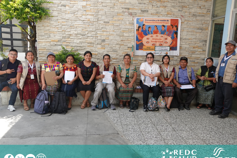 Estudiantes y defensores comunitarios realizan vigilancia ciudadana en el CAP de San Pablo La Laguna