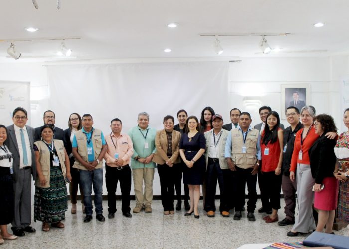 REDC-SALUD, CEGSS Y PDH firman carta de entendimiento
